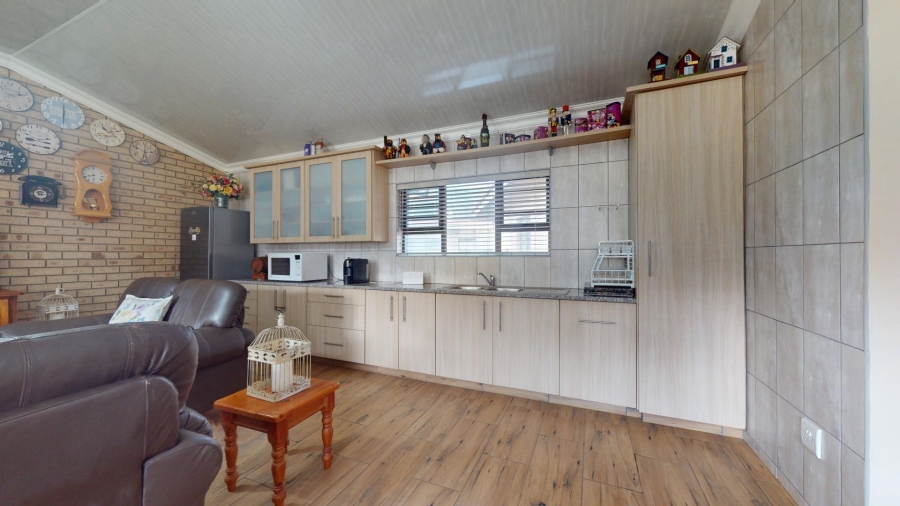 17 Bedroom Property for Sale in Vyfhoek A H North West